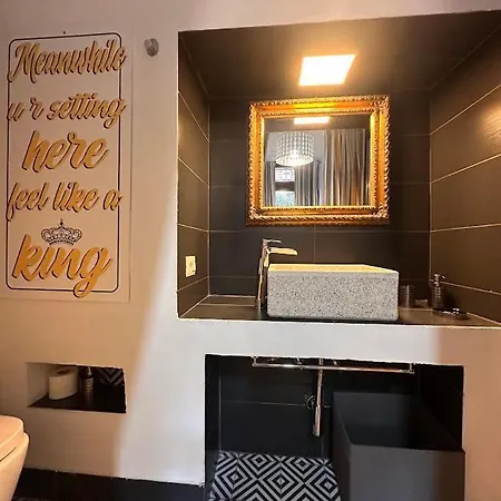 La Casetta Di Oppi Napels